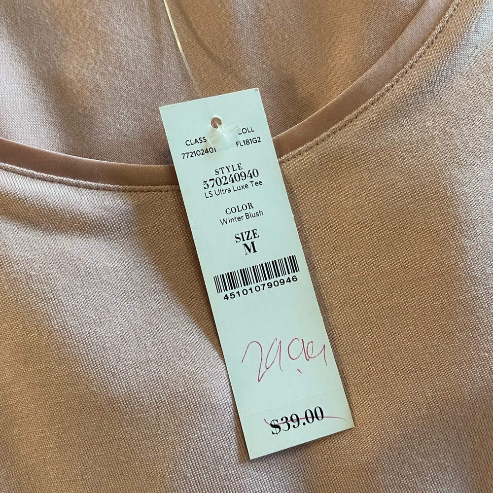 WHITE HOUSE BLACK MARKET Winter Blush Ultra Luxe Tee - Picture 7 of 7